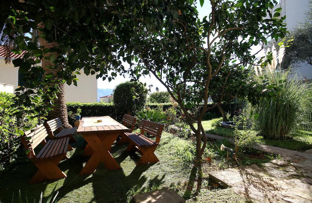 Guesthouse Bmb Bagaric Budva Luaran gambar