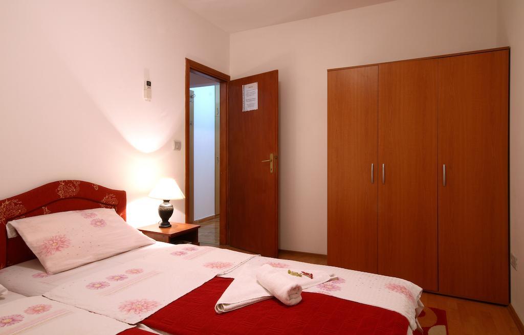 Guesthouse Bmb Bagaric Budva Bilik gambar